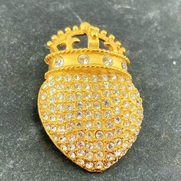 NLH Vintage clear rhinestone and gold tone metal heart and crown shaped brooch - Picture 7 of 9